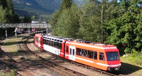 Le 15 août 2006, la Z 851 quitte la gare de Chamonix en direction d’Argentière.