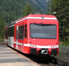 Le 15 août 2006, la rame Z 852 quitte la halte du Buet, en direction de Vallorcine.