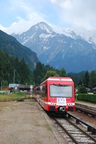 Une Z 850 quitte Servoz à destination de Chamonix.