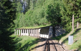 Paravalanche situé entre les Tines et Argentière.