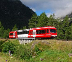 La Z 852 traverse un petit ruisseau entre le Buet et Vallorcine.