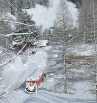 En mars 2006, une Z 600 est prisonnière de la neige près de la halte du Buet.