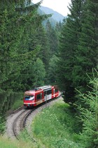 Une Z 850 s’éloigne de la Joux en direction d’Argentière.